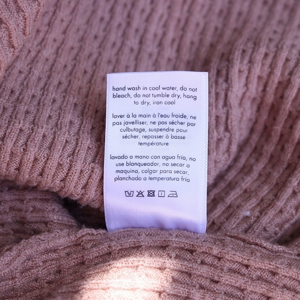 Cute and Comfortable Weworewhat Scoop Knit Sweaterdress, size Small in Beige - Picture 8 of 9